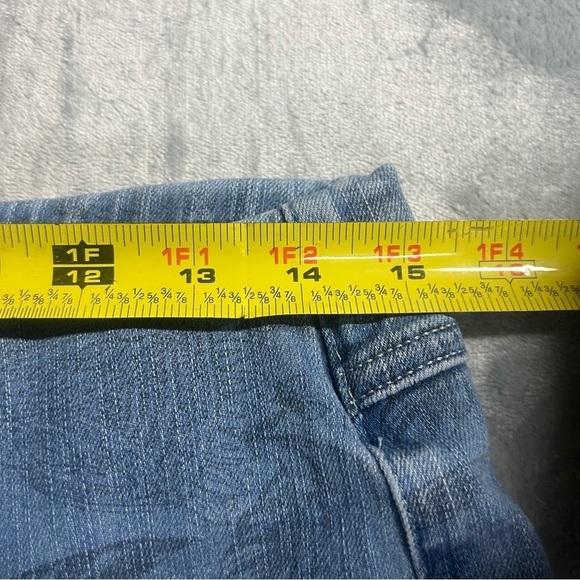 Soft Surroundings Floral leaf Print blue light wash Jeans Women’s Size Medium. - Picture 5 of 10